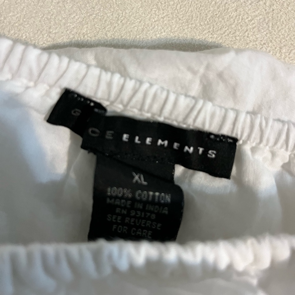 Sundress. Elements brand. White.  Sleeveless. Ruffled neckline. Size XL.